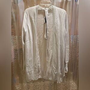 Gap cardigan size Medium white/slight ivory. New with tags